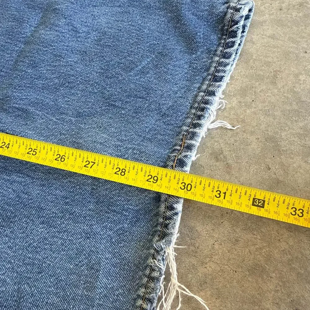 Vintage 90’s Levi's 550 Relaxed Fit Made in USA Denim Jeans